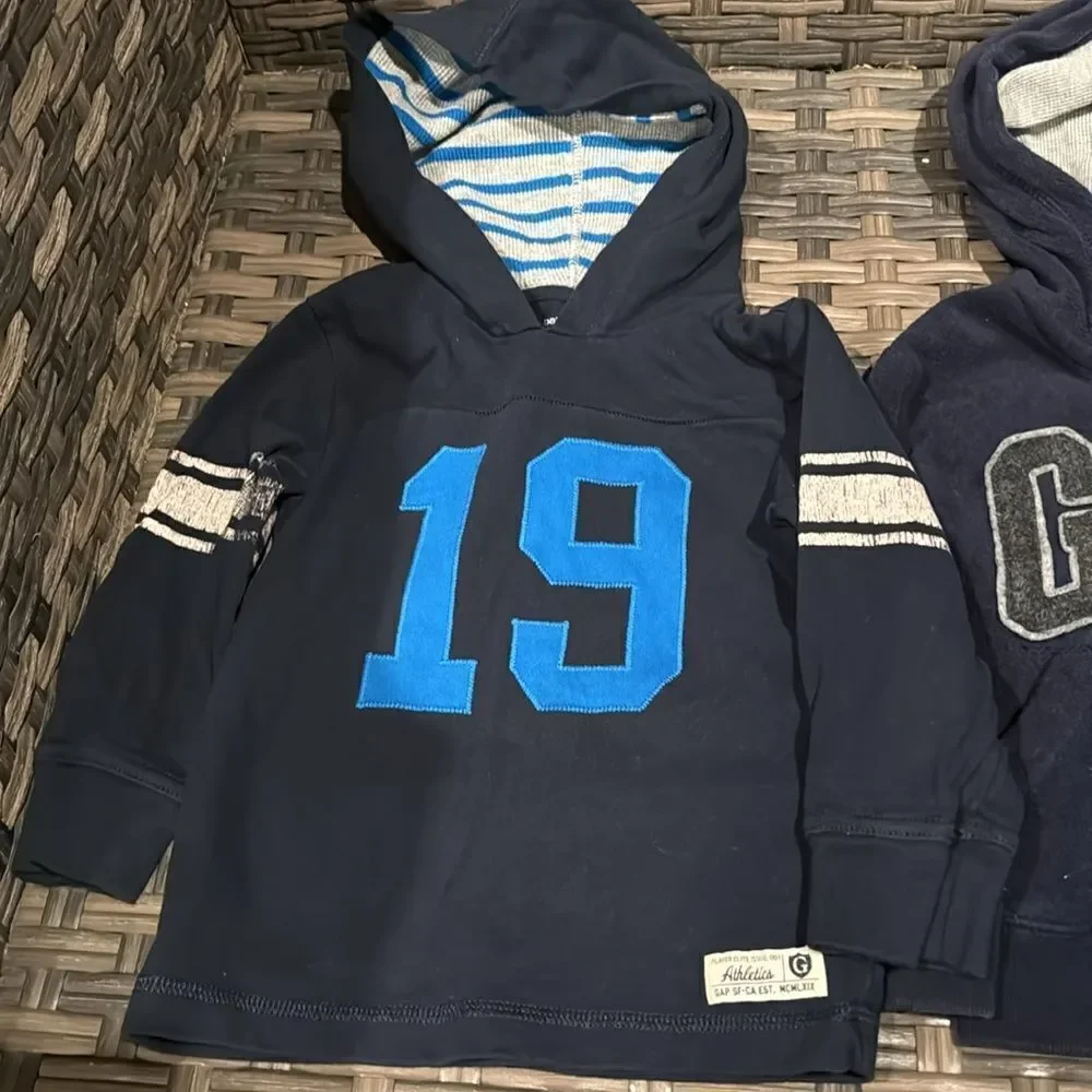 🎉Last deal🎉Gap hoodie and jackets bundle 3